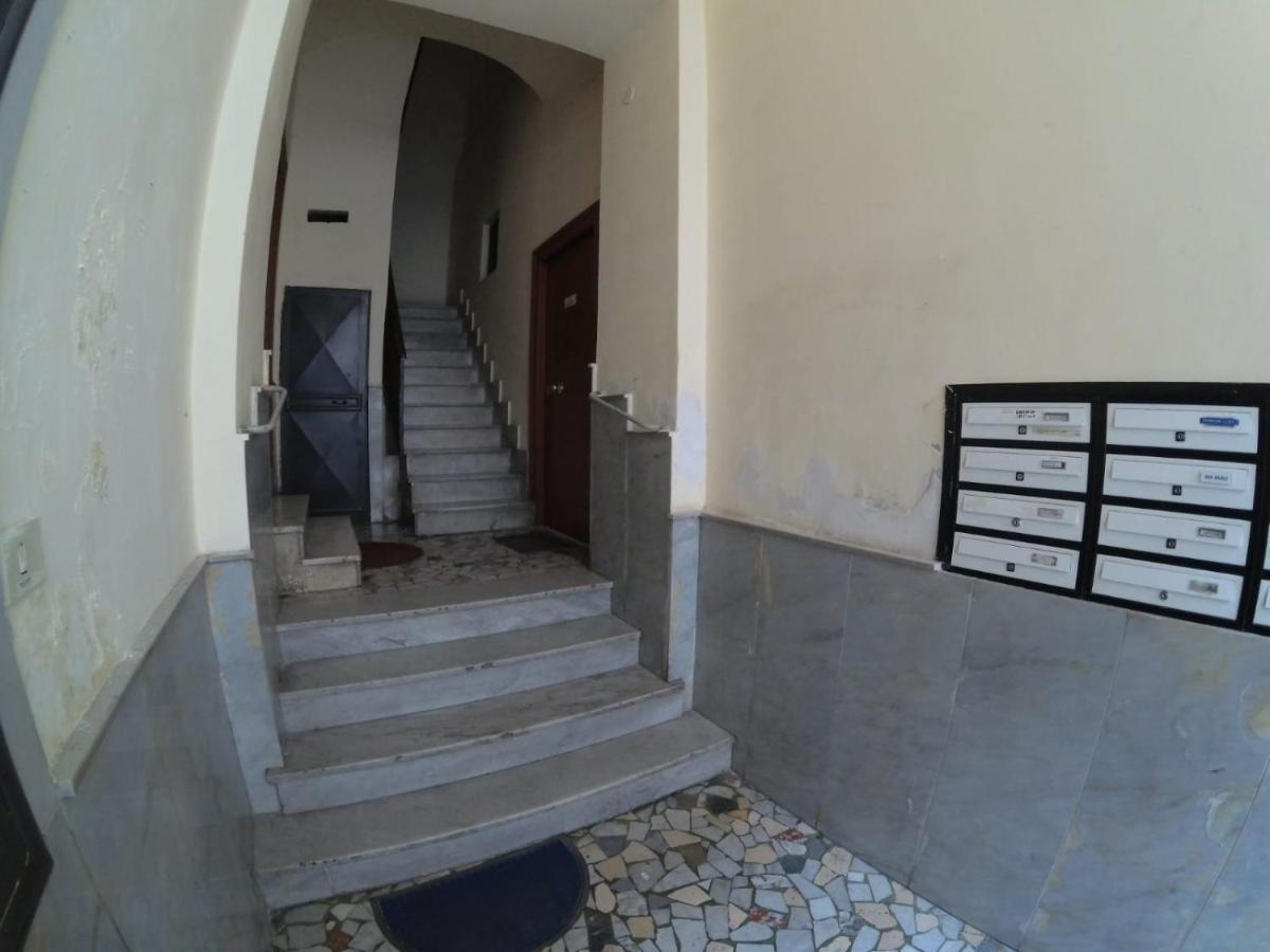 Casa Basile 15 Bed & Breakfast Napoli Eksteriør bilde