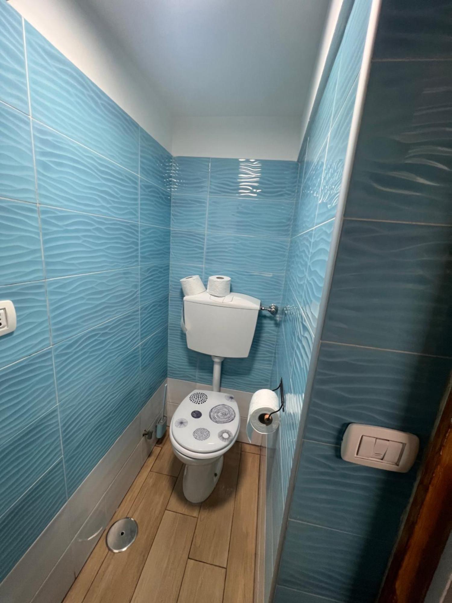 Casa Basile 15 Bed & Breakfast Napoli Eksteriør bilde
